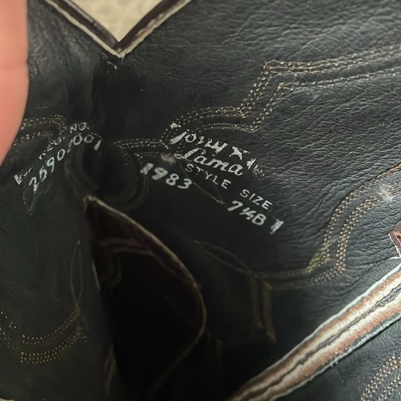 Tony Lama Cowboy Boots - Picture 2 of 3